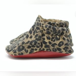 EUC Little Grapefruit size 3 booties